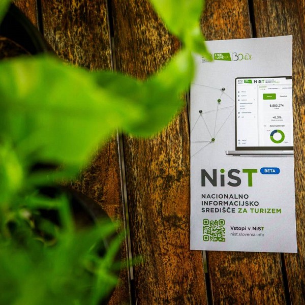 Izobraževalne delavnice za uporabnike Nacionalnega informacijskega središča za turizem (NiST) 